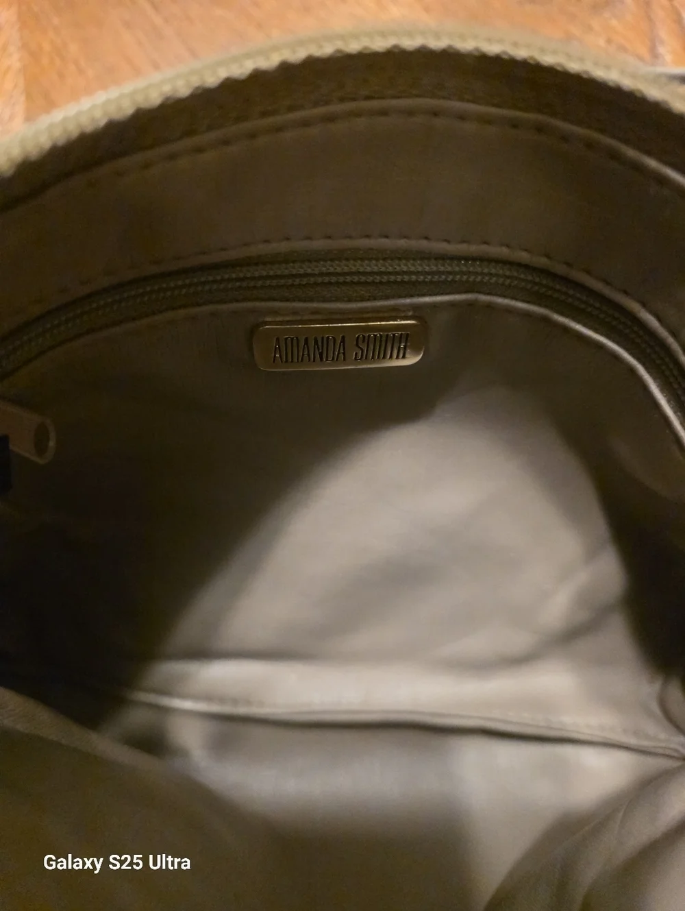 Vintage Minimalist 90s Leather Shoulder Bag -Taupe Beige EUC